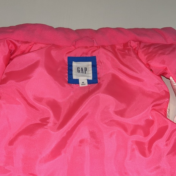 Gap Puffy Vest Size XSmall Retro Style Jacket/Coat Never Worn - Picture 4 of 7